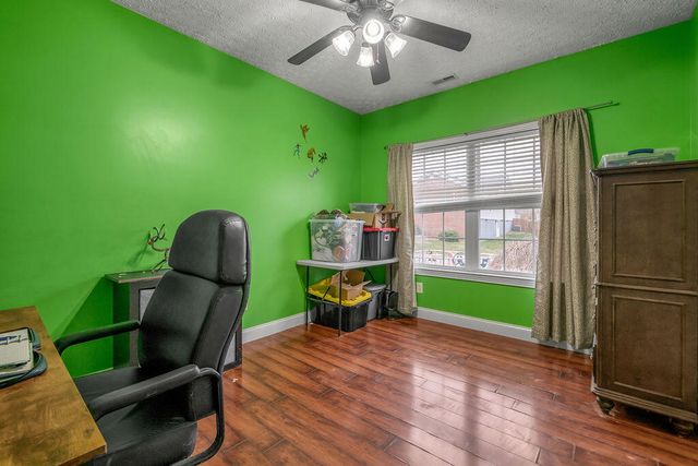 127 Prater Drive, Georgetown, KY 40324