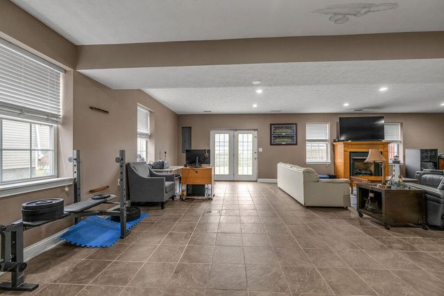 127 Prater Drive, Georgetown, KY 40324