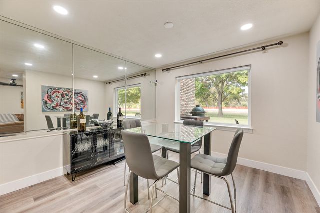 61 One Main Place, Benbrook, TX 76126