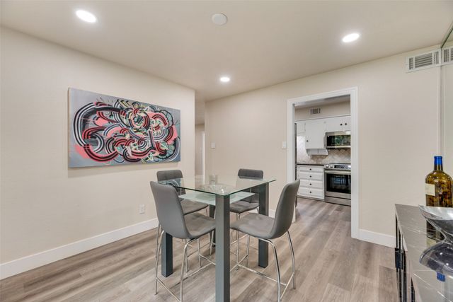 61 One Main Place, Benbrook, TX 76126