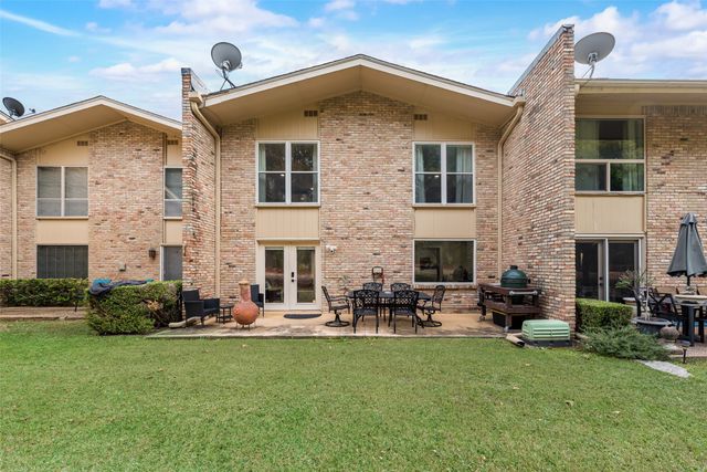 61 One Main Place, Benbrook, TX 76126