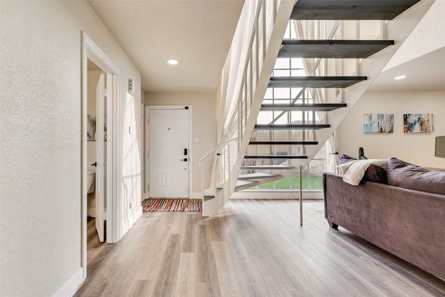 61 One Main Place, Benbrook, TX 76126