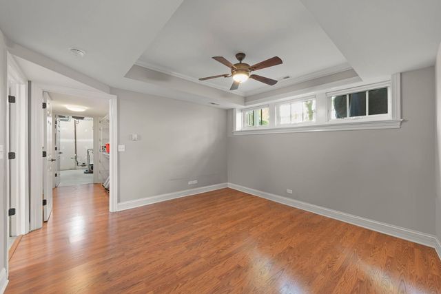 4947 Stonewall Avenue, Downers Grove, IL 60515