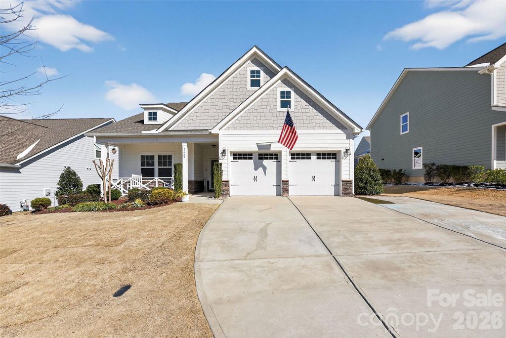 2689 Watergarden Street, York, SC 29745