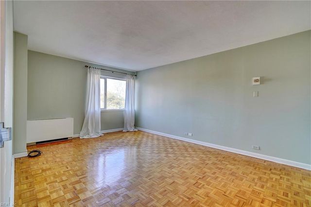 7320 Glenroie Ave Apt 2G, Norfolk, VA 23505