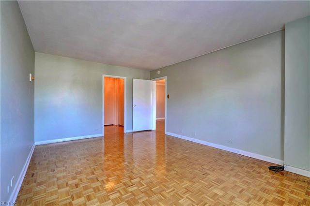 7320 Glenroie Ave Apt 2G, Norfolk, VA 23505