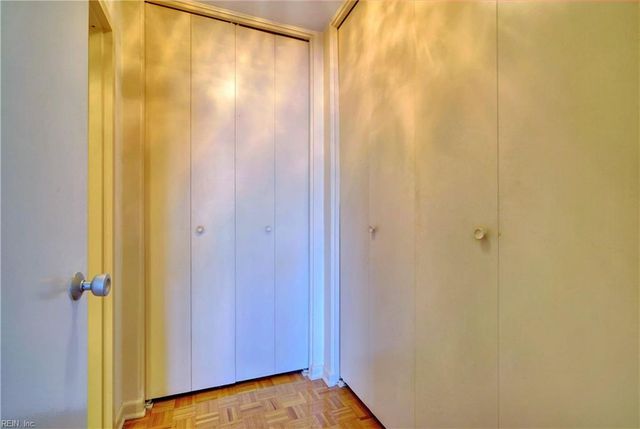 7320 Glenroie Ave Apt 2G, Norfolk, VA 23505