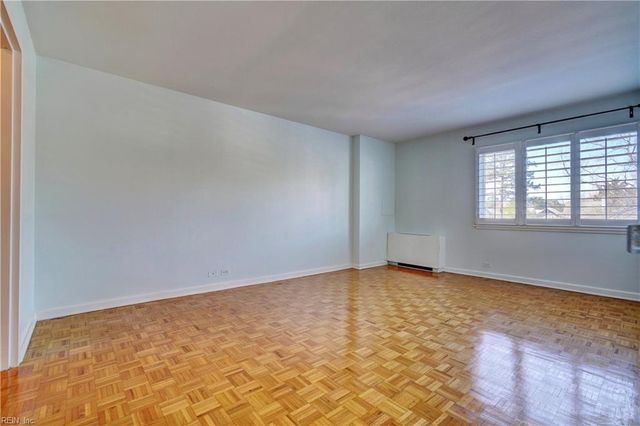 7320 Glenroie Ave Apt 2G, Norfolk, VA 23505