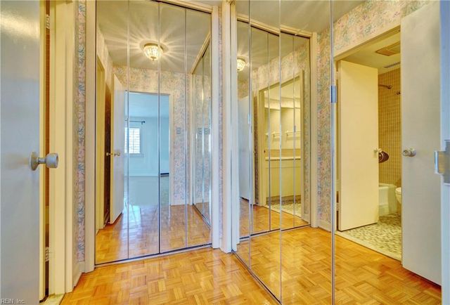 7320 Glenroie Ave Apt 2G, Norfolk, VA 23505