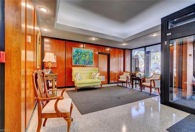 7320 Glenroie Ave Apt 2G, Norfolk, VA 23505