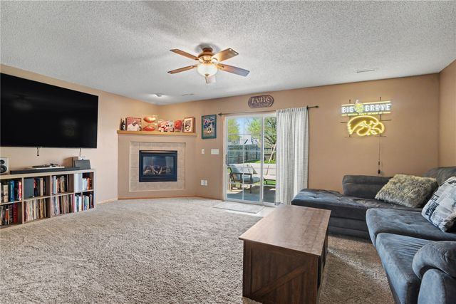 608 Randall Drive, Solon, IA 52333