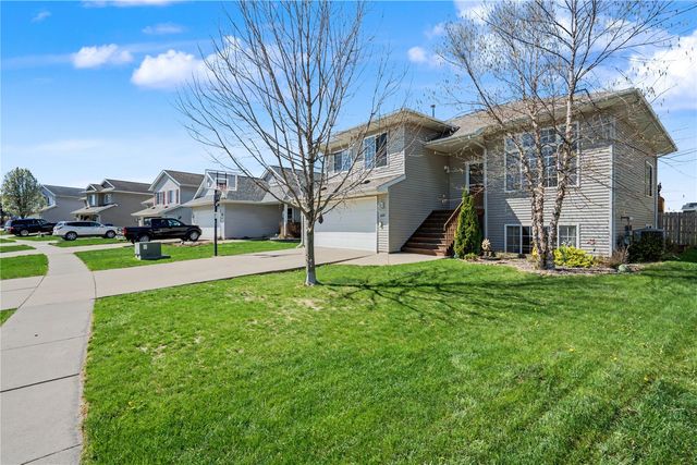 608 Randall Drive, Solon, IA 52333