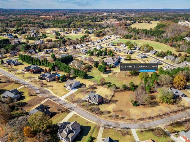 1252 White Columns Drive, Monroe, GA 30656