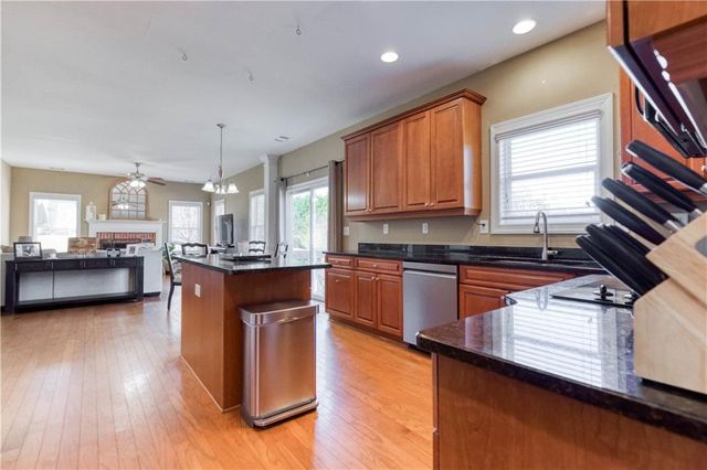 1252 White Columns Drive, Monroe, GA 30656