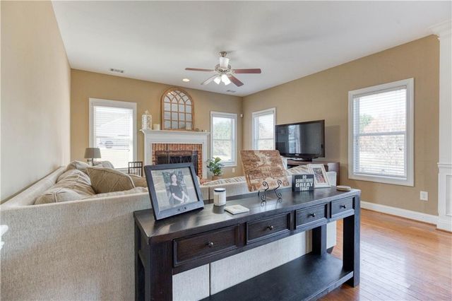 1252 White Columns Drive, Monroe, GA 30656