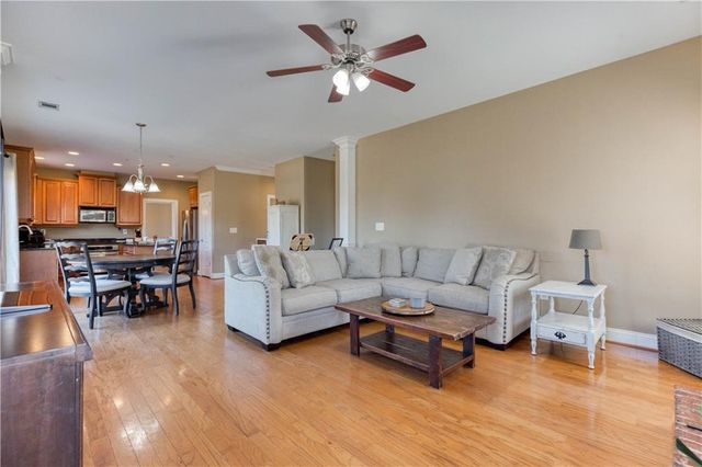 1252 White Columns Drive, Monroe, GA 30656