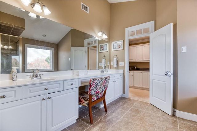 1252 White Columns Drive, Monroe, GA 30656