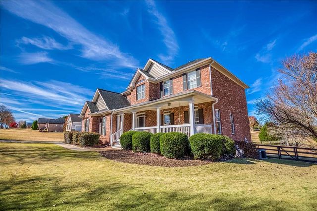 1252 White Columns Drive, Monroe, GA 30656