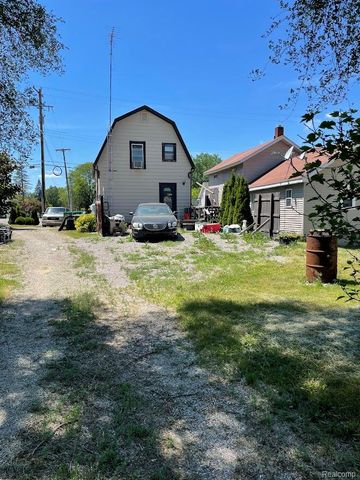 11410 N Saginaw Street, Mt. Morris, MI 48458
