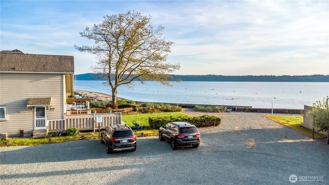 14207 Evergreen Way, Stanwood, WA 98292