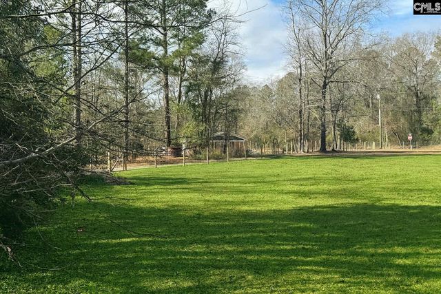 901 Old Bluff Road, Hopkins, SC 29061