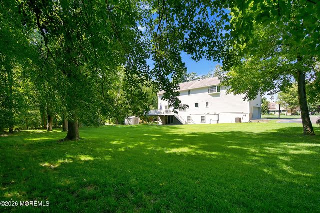 63 Surrey Lane, Tinton Falls, NJ 07724