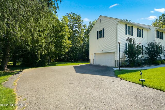 63 Surrey Lane, Tinton Falls, NJ 07724