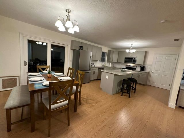 5229 NE 56TH STREET, High Springs, FL 32643