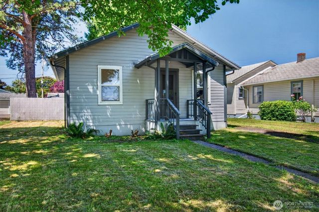 1035 16th Avenue, Longview, WA 98632
