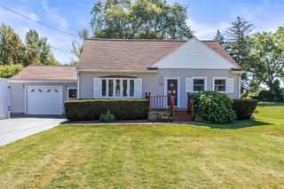 159 Chestnut Ridge Road, Gates, NY 14624
