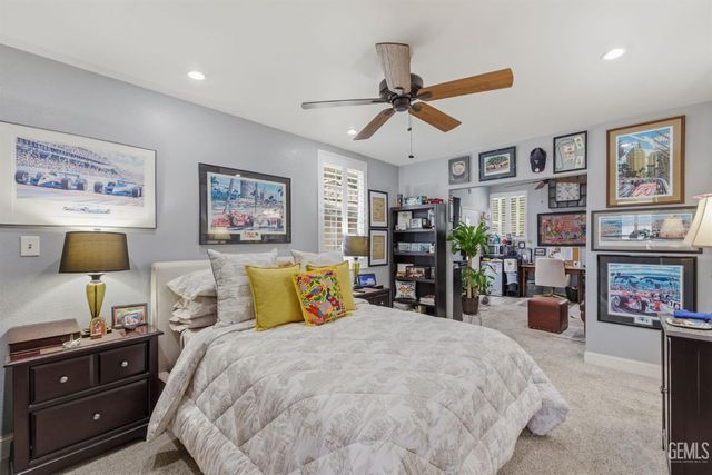 1411 Alta Vista Drive, Bakersfield, CA 93305