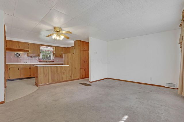 204 2nd Street, Pleasantville, OH 43148