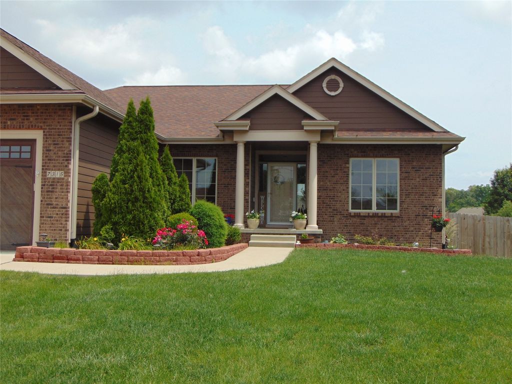 7315 Longboat Drive, Johnston, IA 50131