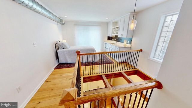 306 S EXETER ST, Baltimore, MD 21202