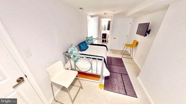 306 S EXETER ST, Baltimore, MD 21202