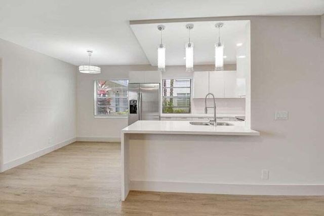 725 Burgundy P 725, Delray Beach, FL 33484