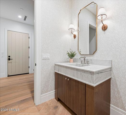 5521 E LAFAYETTE Boulevard, Phoenix, AZ 85018