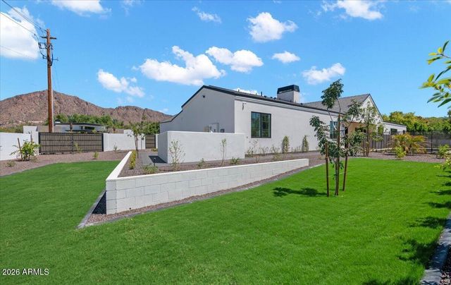 5521 E LAFAYETTE Boulevard, Phoenix, AZ 85018
