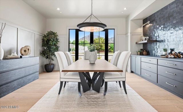 5521 E LAFAYETTE Boulevard, Phoenix, AZ 85018