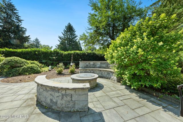 37 Schanck Road, Holmdel, NJ 07733