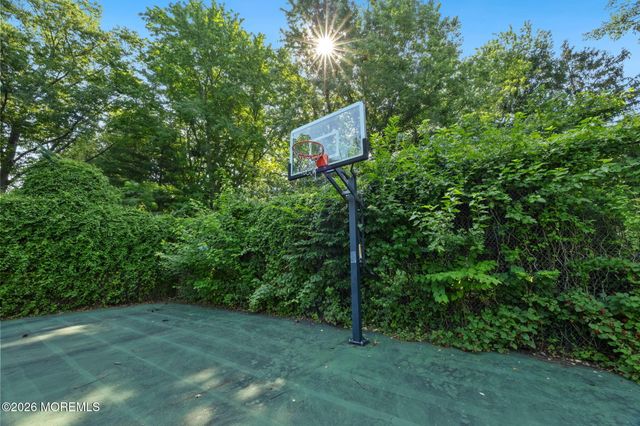 37 Schanck Road, Holmdel, NJ 07733