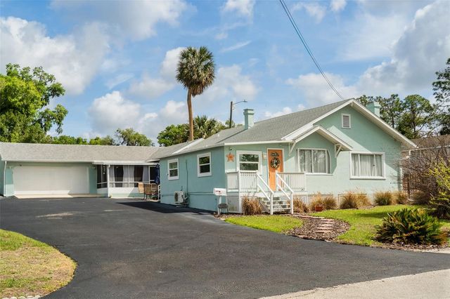 321 W PENNSYLVANIA AVENUE, Deland, FL 32720