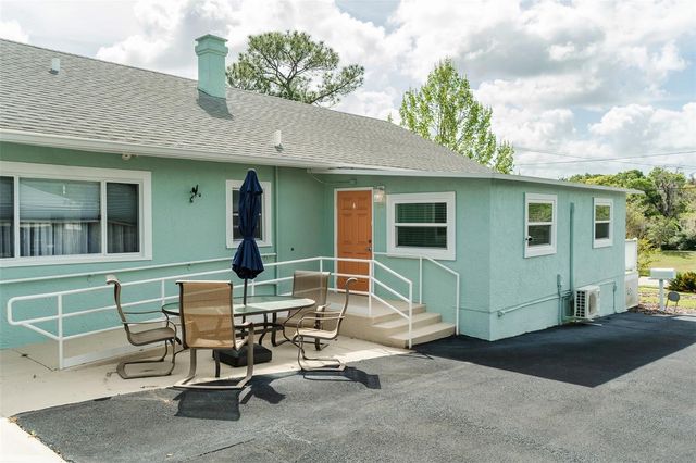 321 W PENNSYLVANIA AVENUE, Deland, FL 32720