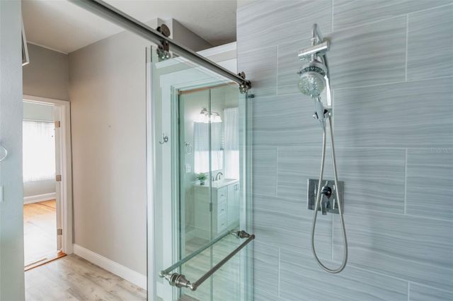 321 W PENNSYLVANIA AVENUE, Deland, FL 32720