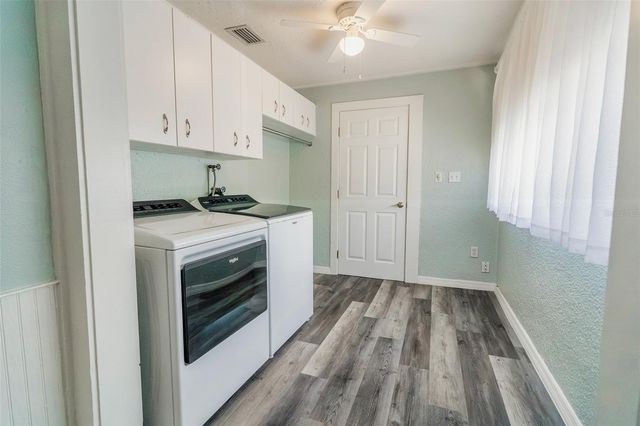 321 W PENNSYLVANIA AVENUE, Deland, FL 32720