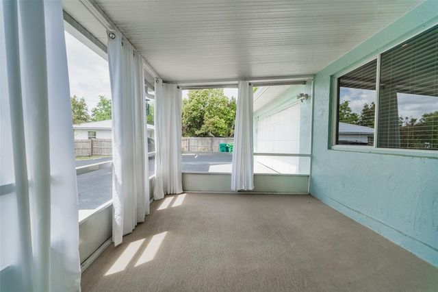 321 W PENNSYLVANIA AVENUE, Deland, FL 32720