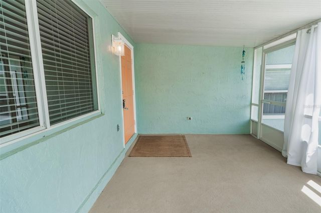 321 W PENNSYLVANIA AVENUE, Deland, FL 32720