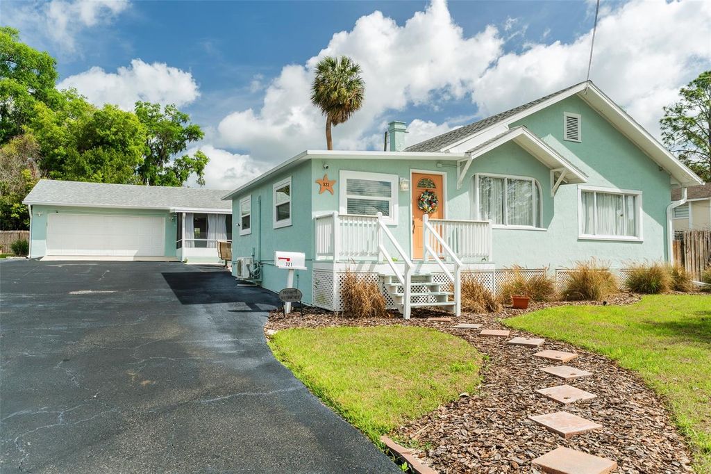 321 W PENNSYLVANIA AVENUE, Deland, FL 32720