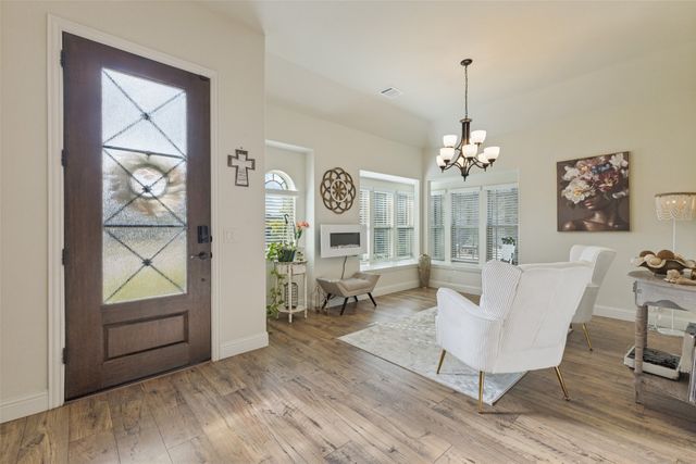 127 Woodlands Way, Balch Springs, TX 75181