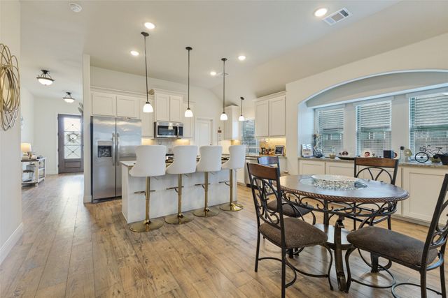 127 Woodlands Way, Balch Springs, TX 75181